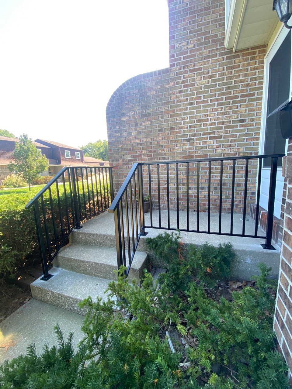 Brick Curved Entry Rail