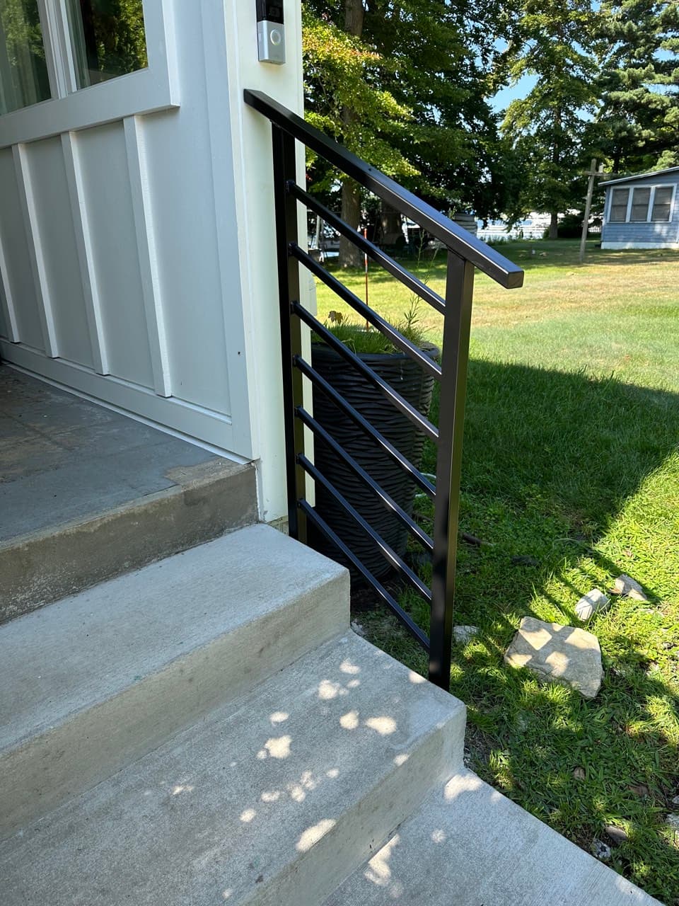 Horizontal Bar Deck Rail